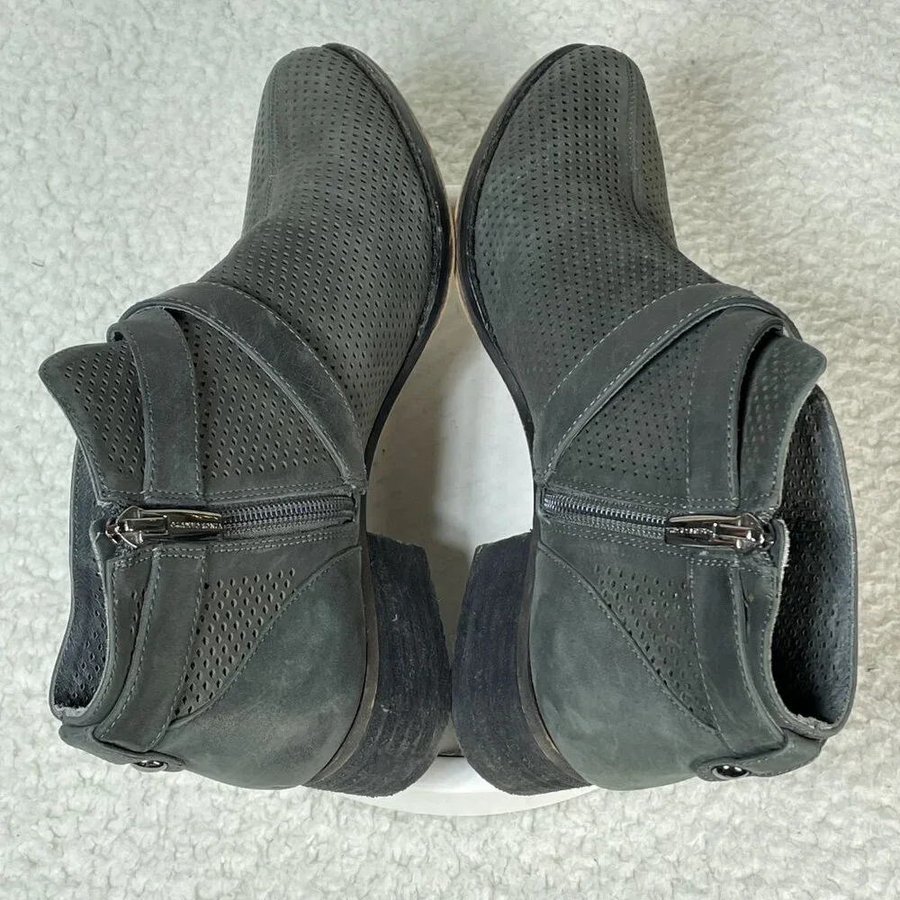 Vince Camuto Booties Womens US 7.5 Gray Leather Cushioned 1 Inch Heel